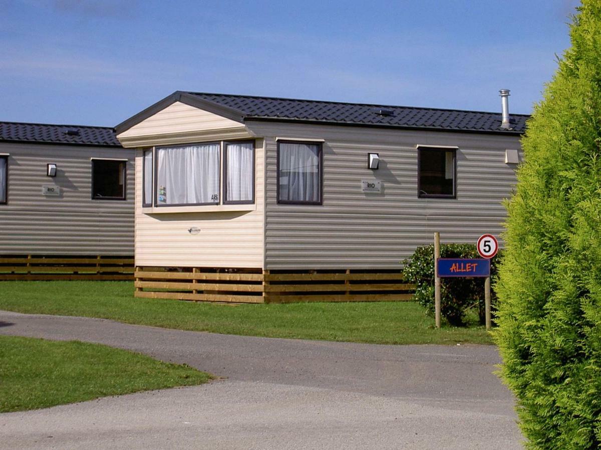 Newperran Holiday Park Newquay  Exterior photo