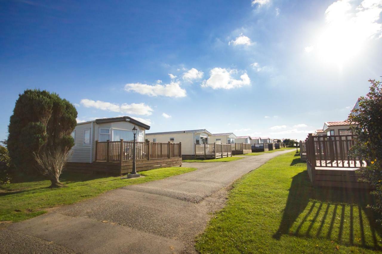 Newperran Holiday Park Newquay  Exterior photo