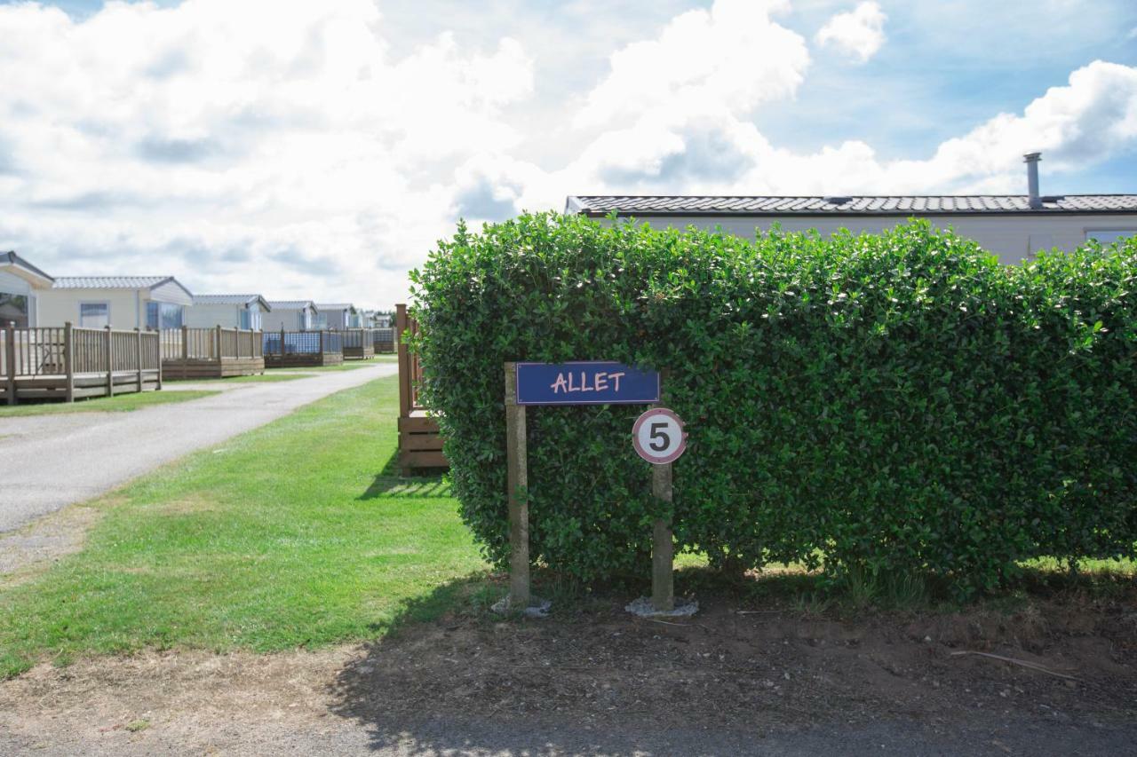 Newperran Holiday Park Newquay  Exterior photo